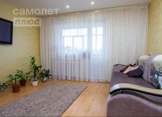 Продается трехкомнатная квартира, 70 м2, Ульяновск, Хрустальная улица, 62, Железнодорожный район