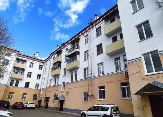 Продам 3-комнатную квартиру, 65 м2, Серпухов, Северная площадь, 5А