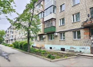 Продажа 2-комнатной квартиры, 42.7 м2, Приморский край, Озёрный бульвар, 2
