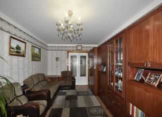Продается трехкомнатная квартира, 65 м2, Оренбург, Ленинский район, улица Чкалова, 56