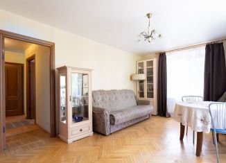 Продается 2-комнатная квартира, 41.8 м2, Санкт-Петербург, проспект Металлистов, 124, метро Площадь Ленина
