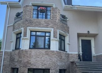 Продается коттедж, 350 м2, деревня Дема, Центральная улица