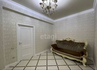 Продам 2-комнатную квартиру, 87 м2, Грозный, улица А.А. Айдамирова, 135