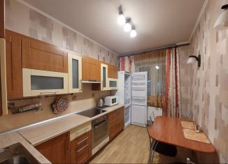 Сдается 1-комнатная квартира, 40 м2, Санкт-Петербург, Российский проспект, 8, метро Улица Дыбенко