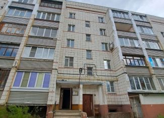 2-ком. квартира на продажу, 50 м2, Костромская область, Боевая улица, 43