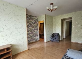 Продаю 2-комнатную квартиру, 43 м2, Калининград, улица Богдана Хмельницкого, 85
