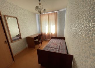 Сдача в аренду комнаты, 10 м2, Киров, улица Карла Маркса, 25