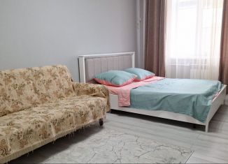 1-комнатная квартира в аренду, 50 м2, Каспийск, улица М. Халилова, 30А