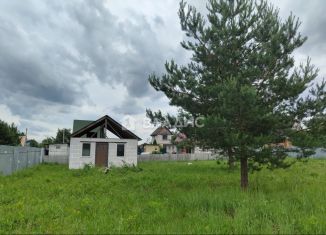 Участок на продажу, 12 сот., деревня Каравай, Центральная улица