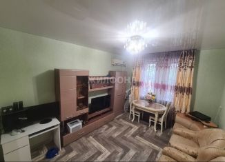 Продается 2-ком. квартира, 49 м2, Астраханская область, улица Николая Ветошникова, 46