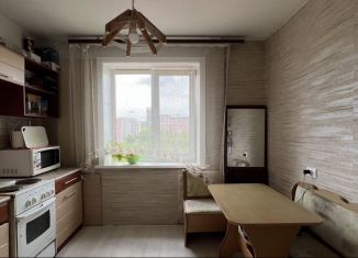2-комнатная квартира на продажу, 50 м2, Хабаровск, улица Дзержинского, 24