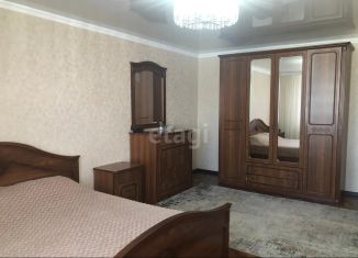 Продам 2-комнатную квартиру, 72.2 м2, Карачаево-Черкесия, Октябрьская улица, 303