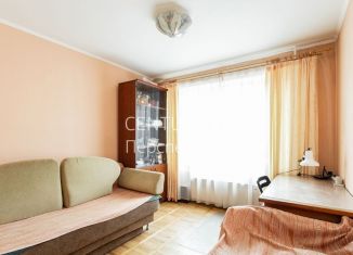 Продается трехкомнатная квартира, 62.9 м2, Дзержинский, улица Ленина, 25