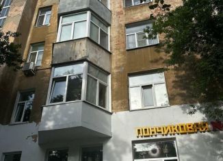 Продается 2-комнатная квартира, 53.8 м2, Екатеринбург, Первомайская улица, 38