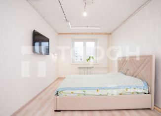 Продам трехкомнатную квартиру, 81.8 м2, Челябинская область, Краснопольский проспект, 9