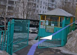 Сдам в аренду машиноместо, 12 м2, Москва, метро Крылатское