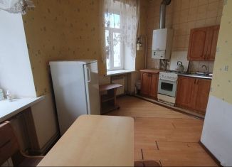 Сдам в аренду двухкомнатную квартиру, 50 м2, Елец, улица Орджоникидзе, 63