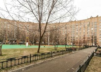 Продается 2-комнатная квартира, 46.7 м2, Москва, 1-й Вражский переулок, 4, метро Киевская