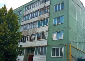 Продаю двухкомнатную квартиру, 51.2 м2, поселок городского типа Сусанино, улица Леонова, 4