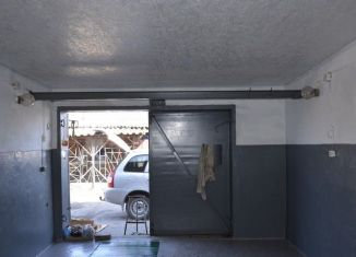 Продаю гараж, 19 м2, Ейск