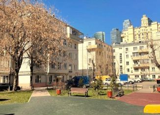 Квартира на продажу студия, 12.3 м2, Москва, Студенческая улица, 22к1, Студенческая улица