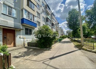 Продам двухкомнатную квартиру, 47.3 м2, село Фаустово, Железнодорожная улица, 1