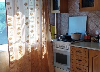 Продам 3-ком. квартиру, 71 м2, Белореченск, улица Луначарского, 143