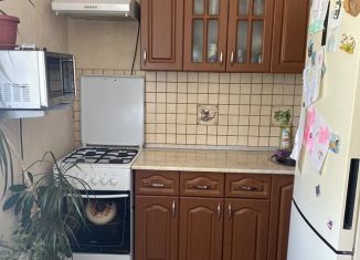 Продам 1-ком. квартиру, 37 м2, поселок Каменномостский, улица Гагарина, 33А