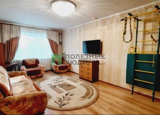 Продажа 2-комнатной квартиры, 72.9 м2, село Молочное, улица Емельянова, 4
