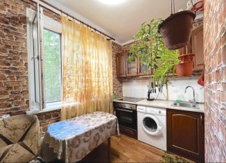 Продам 1-комнатную квартиру, 38 м2, Москва, Скобелевская улица, 32, метро Улица Скобелевская