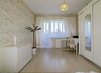 Продажа трехкомнатной квартиры, 57.5 м2, Екатеринбург, улица Луначарского, 33, улица Луначарского