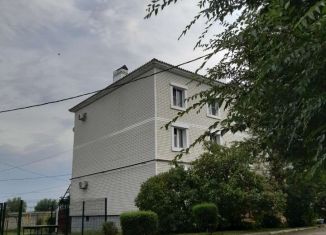 Двухкомнатная квартира на продажу, 54 м2, село Пестравка, Крайнюковская улица, 73