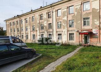 Продаю торговую площадь, 77 м2, Новосибирск, улица Героев Революции, 100, метро Золотая Нива