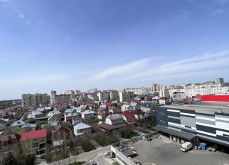 Продается 3-комнатная квартира, 85 м2, Ставрополь, улица Доваторцев, 75, микрорайон № 33