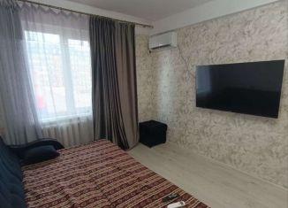 Сдам 1-комнатную квартиру, 40 м2, Дагестан, улица Хаджи Булача