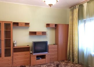 Продажа трехкомнатной квартиры, 60 м2, Миллерово, улица Шолохова, 93