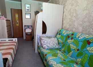 2-комнатная квартира на продажу, 46.2 м2, поселок Комсомольский, улица Кочубея, 3