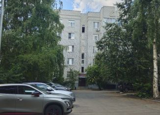 Сдам четырехкомнатную квартиру, 100 м2, Тамбов, Андреевская улица, 86, Ленинский район