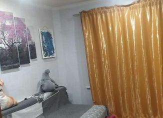 Сдаю в аренду комнату, 12 м2, Лобня, улица Калинина, 19Б