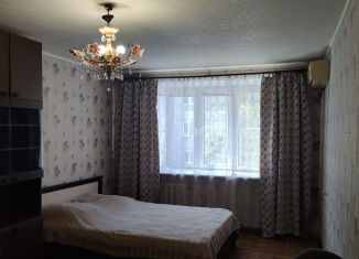 Сдача в аренду 1-комнатной квартиры, 44 м2, Калужская область, улица Суворова, 147