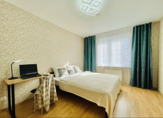 Аренда 3-ком. квартиры, 70 м2, посёлок Шушары, Колпинское шоссе, 40к1