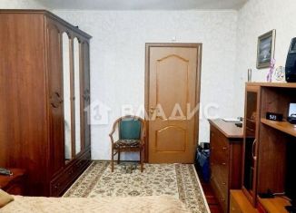 Продам 4-комнатную квартиру, 80 м2, Белгородская область, улица Шаландина, 1