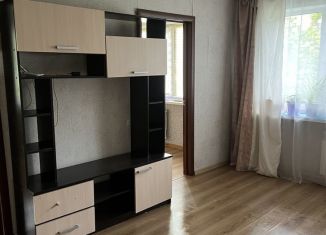 Аренда 3-комнатной квартиры, 48 м2, Смоленск, улица Нахимова, 18А, Ленинский район