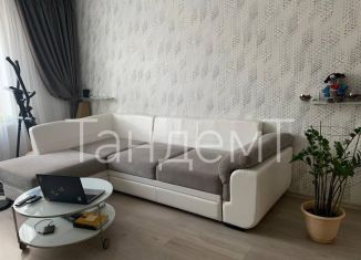 Продам трехкомнатную квартиру, 86.4 м2, Омск, проспект Комарова, 15к4