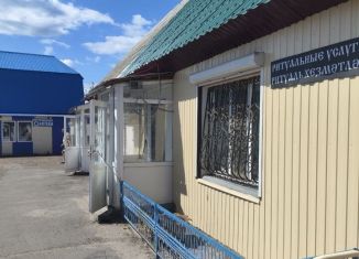 Продам торговую площадь, 39.2 м2, Болгар, улица Вертынской, 64А