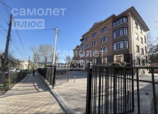 Двухкомнатная квартира на продажу, 65 м2, Курск, улица Павлуновского, 8