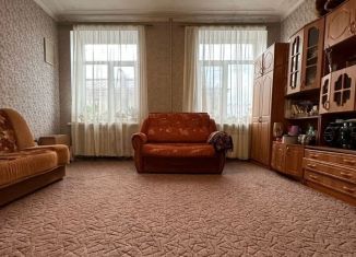 Продам 4-комнатную квартиру, 124.1 м2, Санкт-Петербург, улица Правды, 8