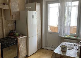 Аренда 3-комнатной квартиры, 66 м2, Москва, улица Ивана Сусанина, 4к4, район Западное Дегунино