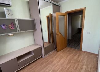 Сдается 3-комнатная квартира, 70 м2, Волгоград, улица Академика Богомольца, 8, Тракторозаводский район