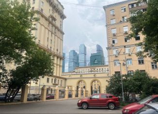 Продаю квартиру студию, 10.1 м2, Москва, Студенческая улица, 19к1, метро Студенческая